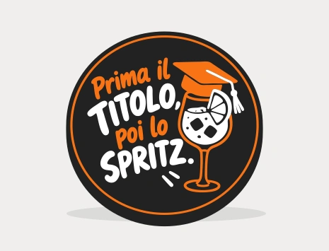 Sottobicchiere di laurea: Prima il titolo, poi lo spritz
